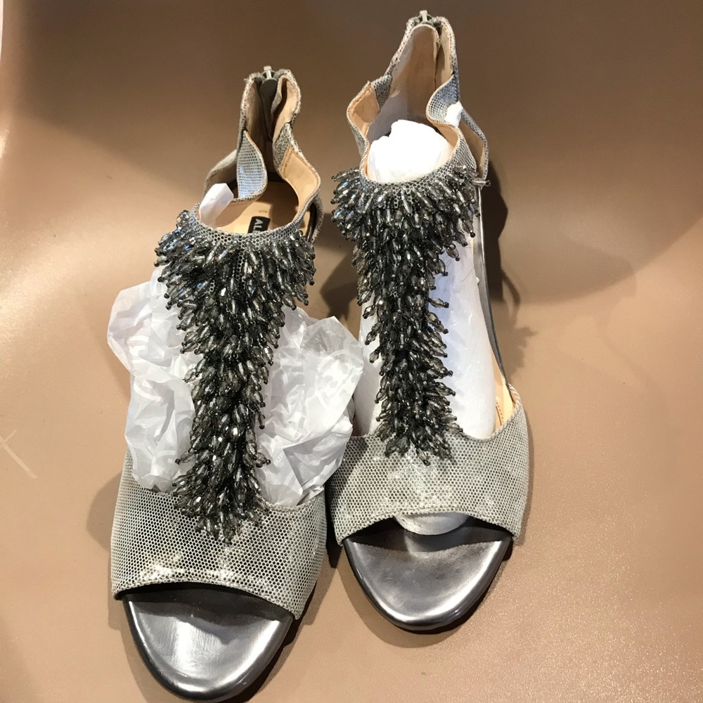 Dress Heel, new, Size 11